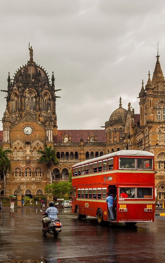 Delhi vs Mumbai vs Chennai: How Your City Changes How You Should Wear Fragrance